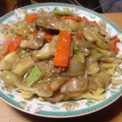 キャベツを白菜にパリパリ麺を太麺に変更して作りました。
野菜を沢山食べたい時にはいいですよね♪